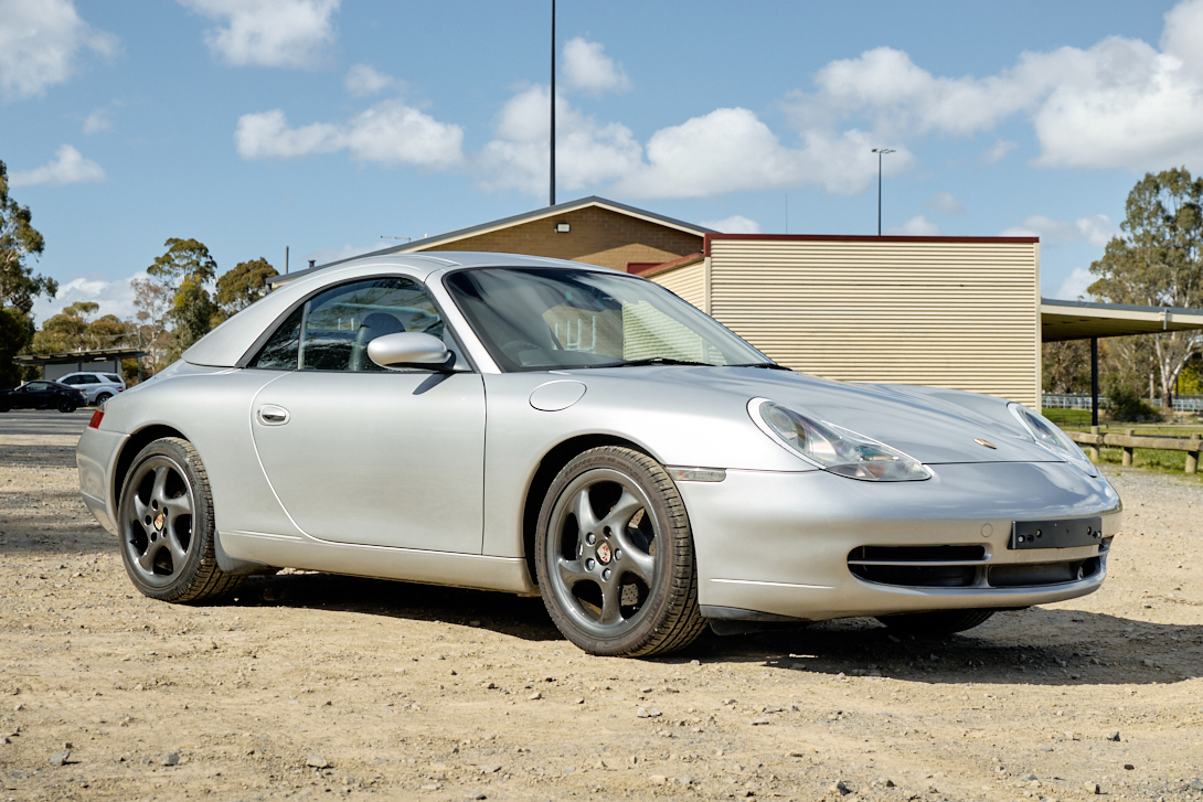 1999 Porsche 911 Carrera VIN WP0ZZZ99ZXS644512 | Hagerty Valuation
